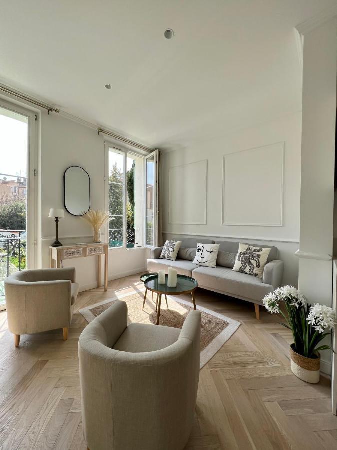 Amazing New Property In The Heart Of The Old Town Of 앙티브 외부 사진